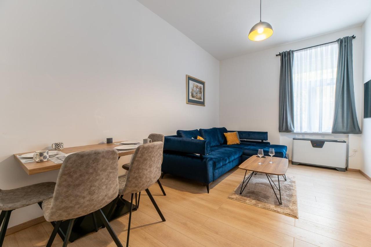 Dreamhouse7 Apartment